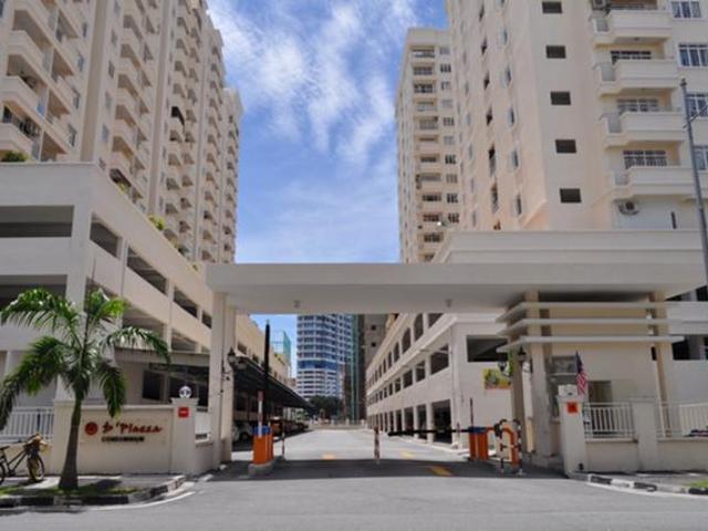 DPiazza Condo 2 Car Park 1300sf Fully Furnished Bayan Baru