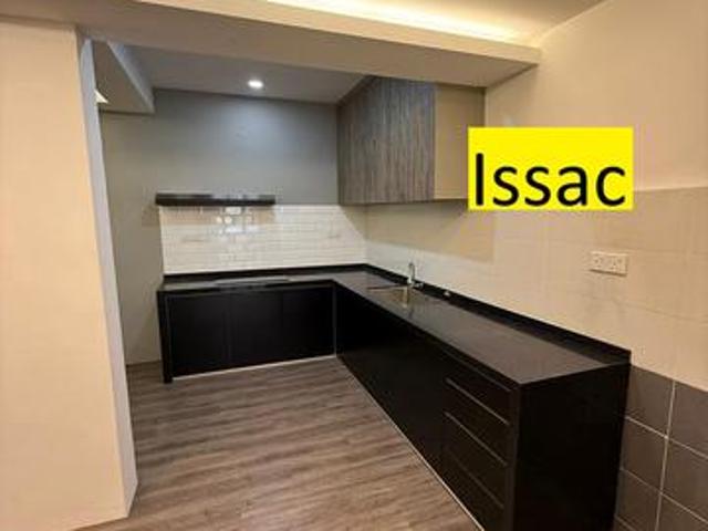 Dpiazza 1300sf brand new refurbish full extend full loan bayan baru
