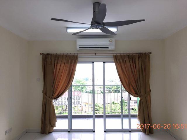 DPines Condo 1394sqft 2 Carparks Well Kept Near LRT Pandan Jaya