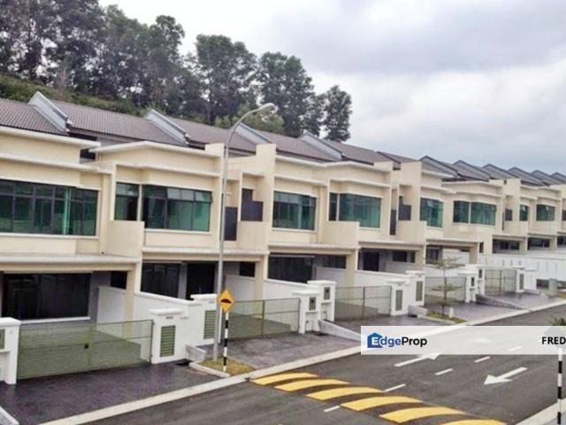 D'Premier @ Bandar Damai Perdana