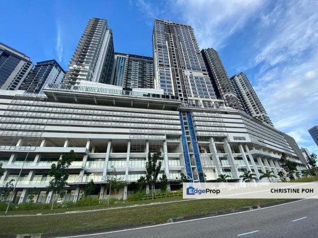 D'Pristine Medini