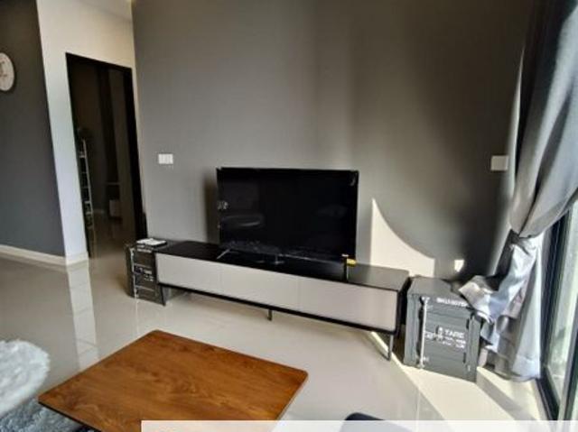 D'Pristine Medini