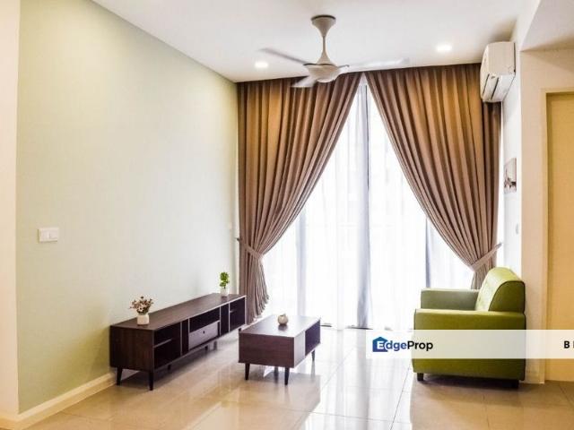D'Pristine Medini