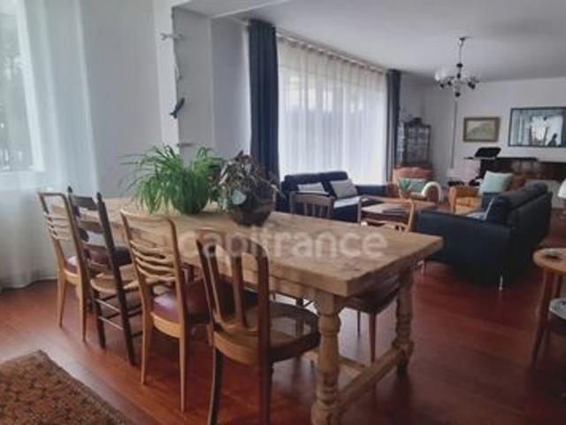 Dpt 76370 DIEPPE, à vendre maison P8 de 234 m²