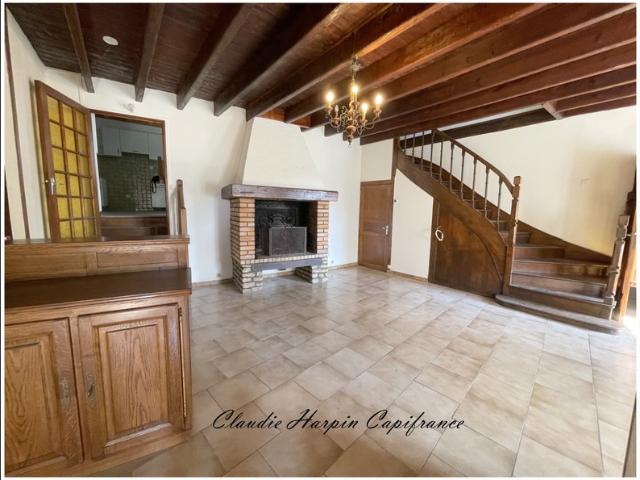 Dpt 79, à vendre ALLONNE maison P7 182 m² habitable 5 ch