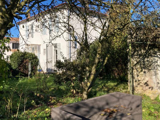 Dpt Charente Maritime 17, à vendre NIEULLE SUR SEUDRE maison P4, 87 m²