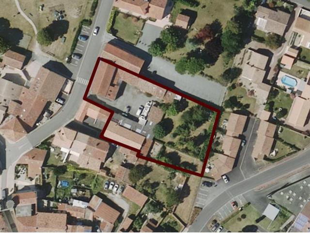 Dpt Charente Maritime 17, à vendre TONNAY BOUTONNE maison P6