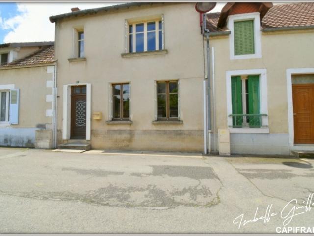 Dpt Cher 18, à vendre LE CHATELET maison P3 de 98 m² Terrain de 207,00 m²
