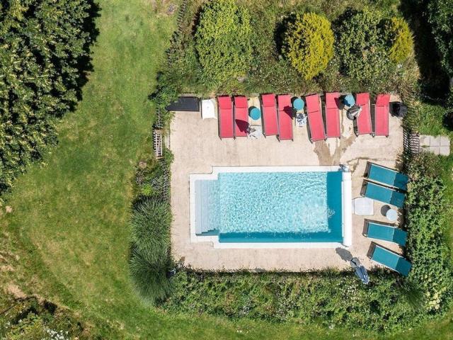 Dpt Creuse 23, à vendre Saint Vaury propriété de 35 pièces Piscine Terrain 1,10 ha