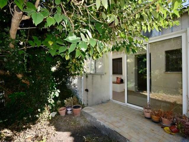 Dpt Bouches du Rhône 13, à vendre FONTVIEILLE maison P3