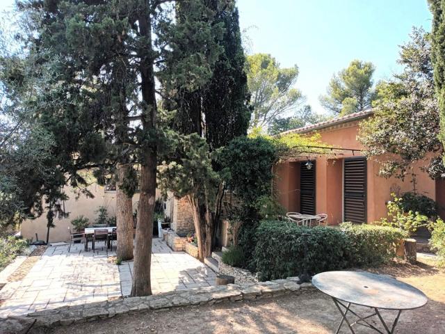 Dpt Gard 30, à vendre NIMES maison P5 Terrain de 1800 m²