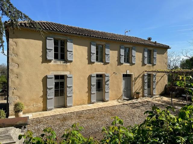 Dpt Gers 32, à vendre MONTREAL maison gasconne de 222m2 avec gîte et piscine 1,5 hectare