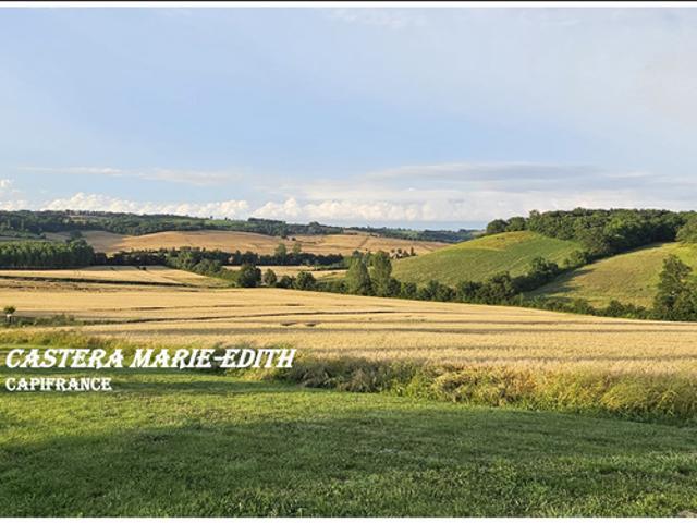Dpt Gers 32, à vendre proche AUCH propriété agricole 145 Hectares avec LAC et 860 M² de bâtiments