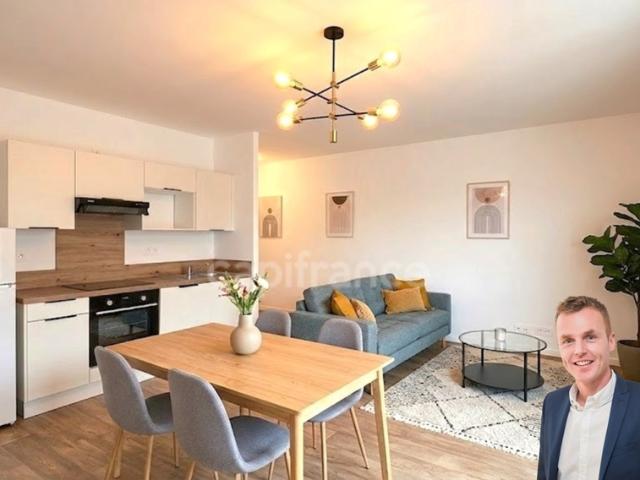 Dpt Finistère 29, à vendre QUIMPER appartement T2 dernier étage de 33 m² habitable Box Parking souterrain