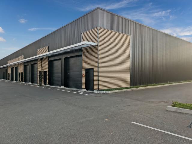 Dpt Haute Savoie 74, à vendre PUBLIER Local artisanal neuf – emplacement stratégique