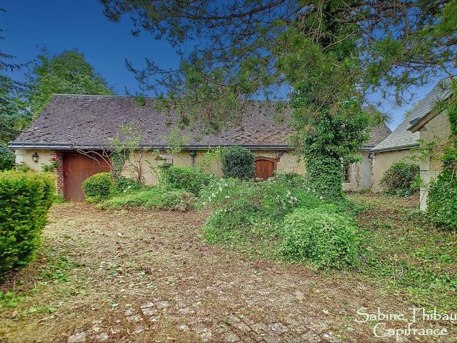 Dpt Indre et Loire 37, à vendre MARCILLY SUR MAULNE, maison 7 pièces 173 m2 Terrain clos