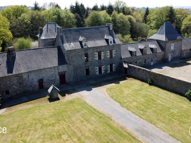 Dpt Morbihan 56, à vendre QUELNEUC manoir propriété d'exception Terrain de 27 103 m²