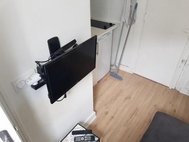Dpt Paris 75, à vendre PARIS 10EME ARRONDISSEMENT STUDIO DE CHARME DPE en E