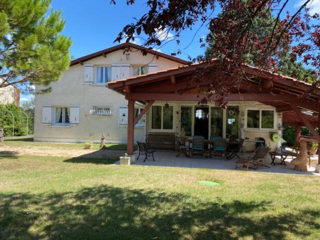 Dpt Tarn 81, à vendre PUYLAURENS maison P9 de 260 m² Terrain de 5 571,00 m²