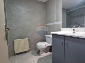 Dpto. en venta remodelado en las condes | 3 Dormitorios por 9170.00 en Las Condes