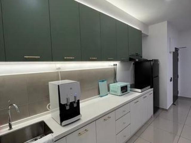 DQuince Damansara Perdana PJ 4 bedroom partially furnish unit