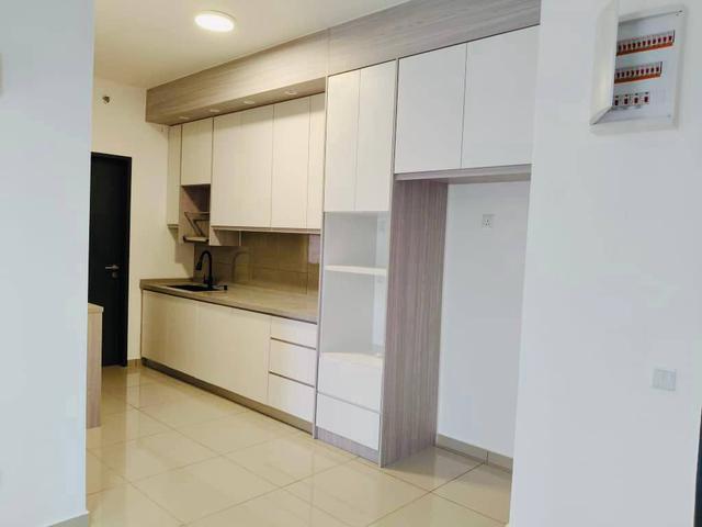 Dquince Residences Damansara Perdana 2 Parking Partially Furnished