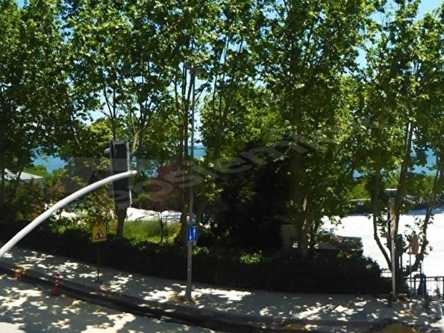 DR SADIK AHMET CADDESİ ÜZERİNDE ÖNÜ KAPANMAZ SATILIK SIFIR DAİRE