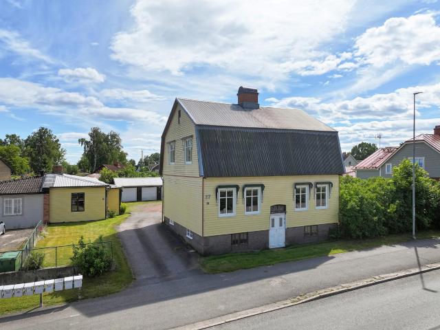 Drottninggatan 27