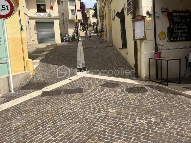 DROIT AU BAIL – LE SUQUET – CANNES