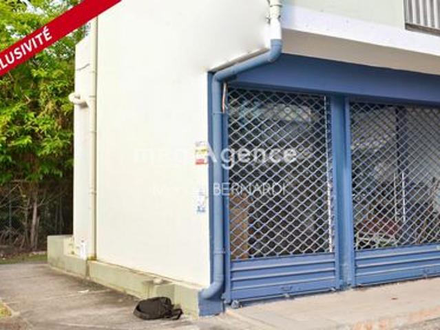 Droit au bail Restaurant 28m² env + Terrasse 100m² env inclus 3 places parking privé