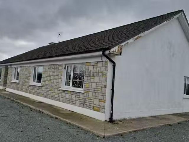 Dromcummer More, Kanturk, Kanturk, Co. Cork is for rent