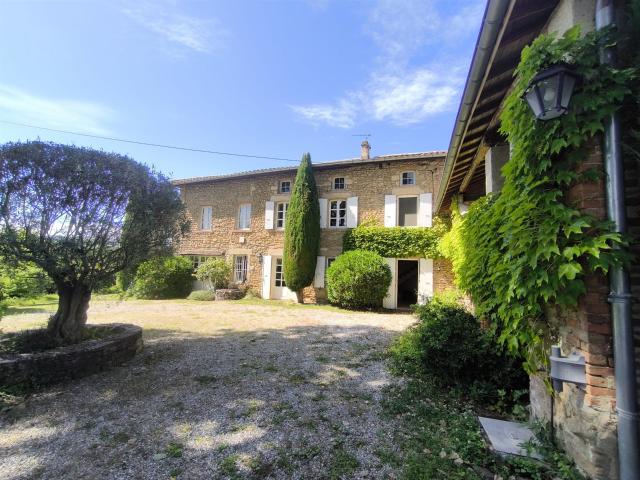 Drome Des Collines. Bien D'exception. Restaure En Totalite S. 220m² Parnans