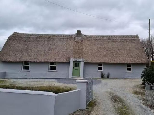 Drominagore, Kilbrin, Co. Cork is for rent