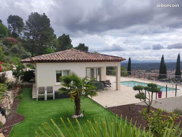 Draguignan, maison contemporaine avec 2 appartements indépendants