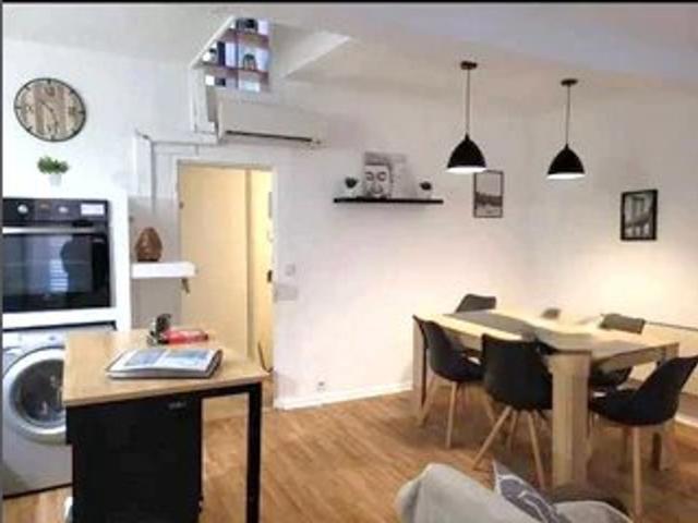 DRAGUIGNAN DUPLEX T3 60 M² DERNIER ÉTAGE RÉNOVÉ CAVE