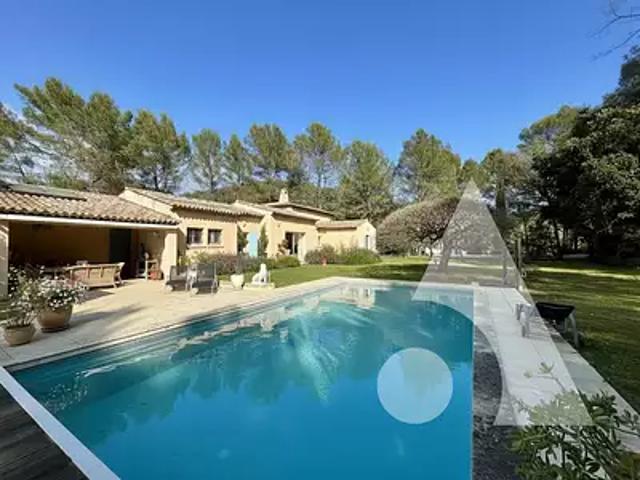 Draguignan 83300 Achat / Vente maison 6 pièces t6 au dernier étage