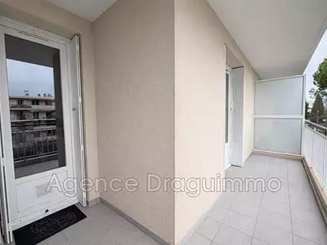 Draguignan 83300 Achat / Vente appartement 3 pièces t3 terrasse parking