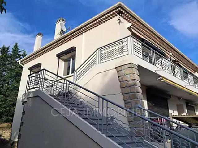 Draguignan 83300 Achat / Vente appartement 4 pièces t4 au dernier étage