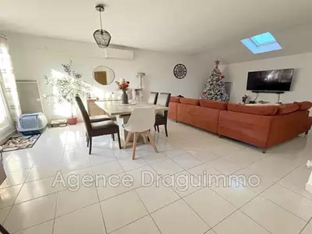 Draguignan 83300 Achat / Vente appartement 4 pièces t4 au dernier étage terrasse