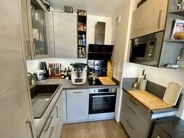 Drancy 93700 Achat / Vente appartement 2 pièces t2 au dernier étage terrasse