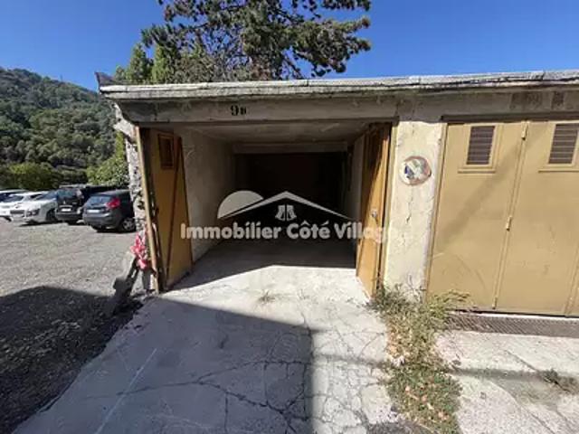 Drap 06340 Location parking