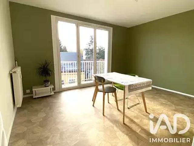 Dreux 28100 Achat / Vente appartement 3 pièces t3 au dernier étage parking