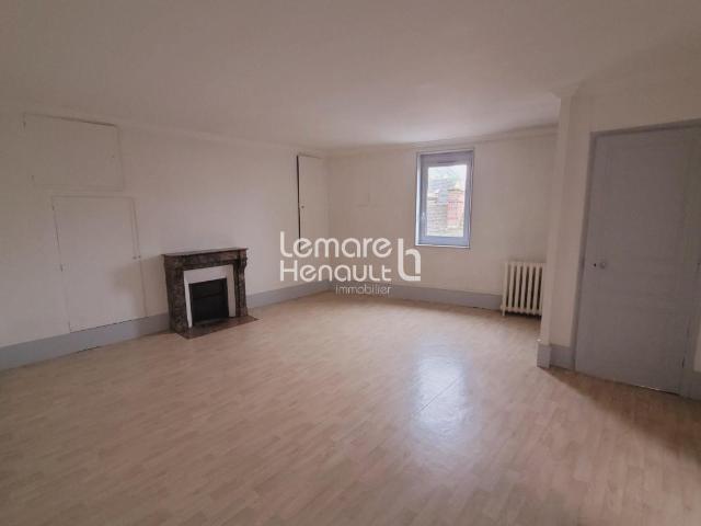 Dreux centre appartement F3 de 79m² avec Pk