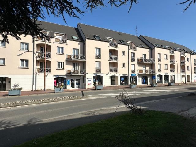DREUX CENTRE F2 CAVE PARKING