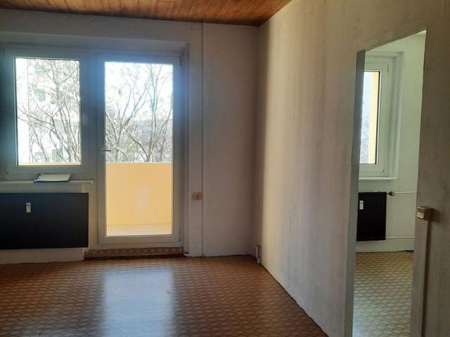 Drewitz, Erich Pommer Straße 18, 4 Zimmer mit ca. 78,20 m² und Balkon