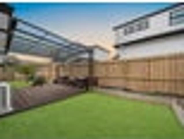 Dream Home Awaits – Stylish & Move In Ready