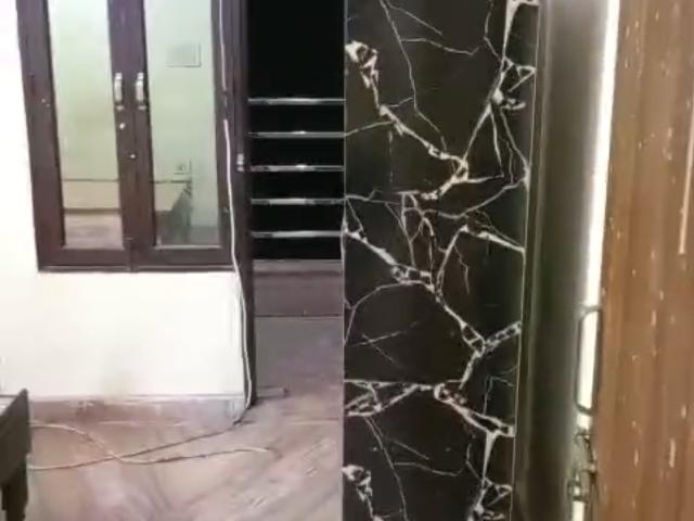 Dream Home Associates 1.5 Bedroom 400 Sq. Ft. Builder Floor in New Ashok Nagar Delhi Listing ID: #9664