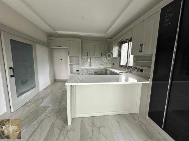 Dream'dan 75.yıl Bölg. Satılık Apartman Altı Ters Dubleks