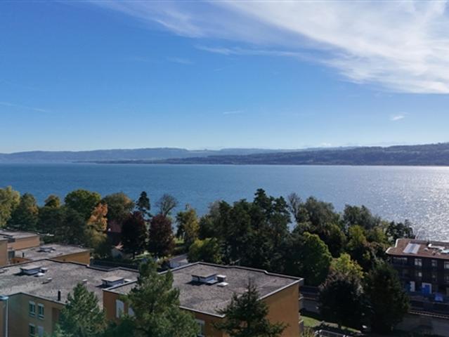 Drei hoch stehende Perlen mit magischem Blick – Lieferung 2027