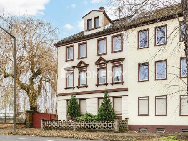 Dreifamilienhaus mit großzügigem Grundstück und Garage vielseitige Möglichkeiten in Engelsdorf